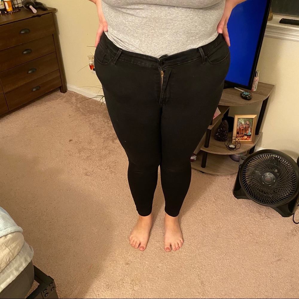 Black Skinny Jean